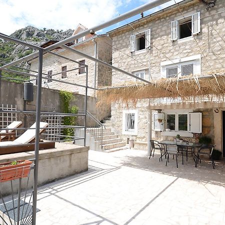 Ferienwohnung Stone House Dragutinovic Kotor Exterior foto
