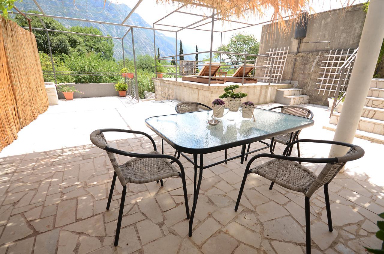 Ferienwohnung Stone House Dragutinovic Kotor Exterior foto